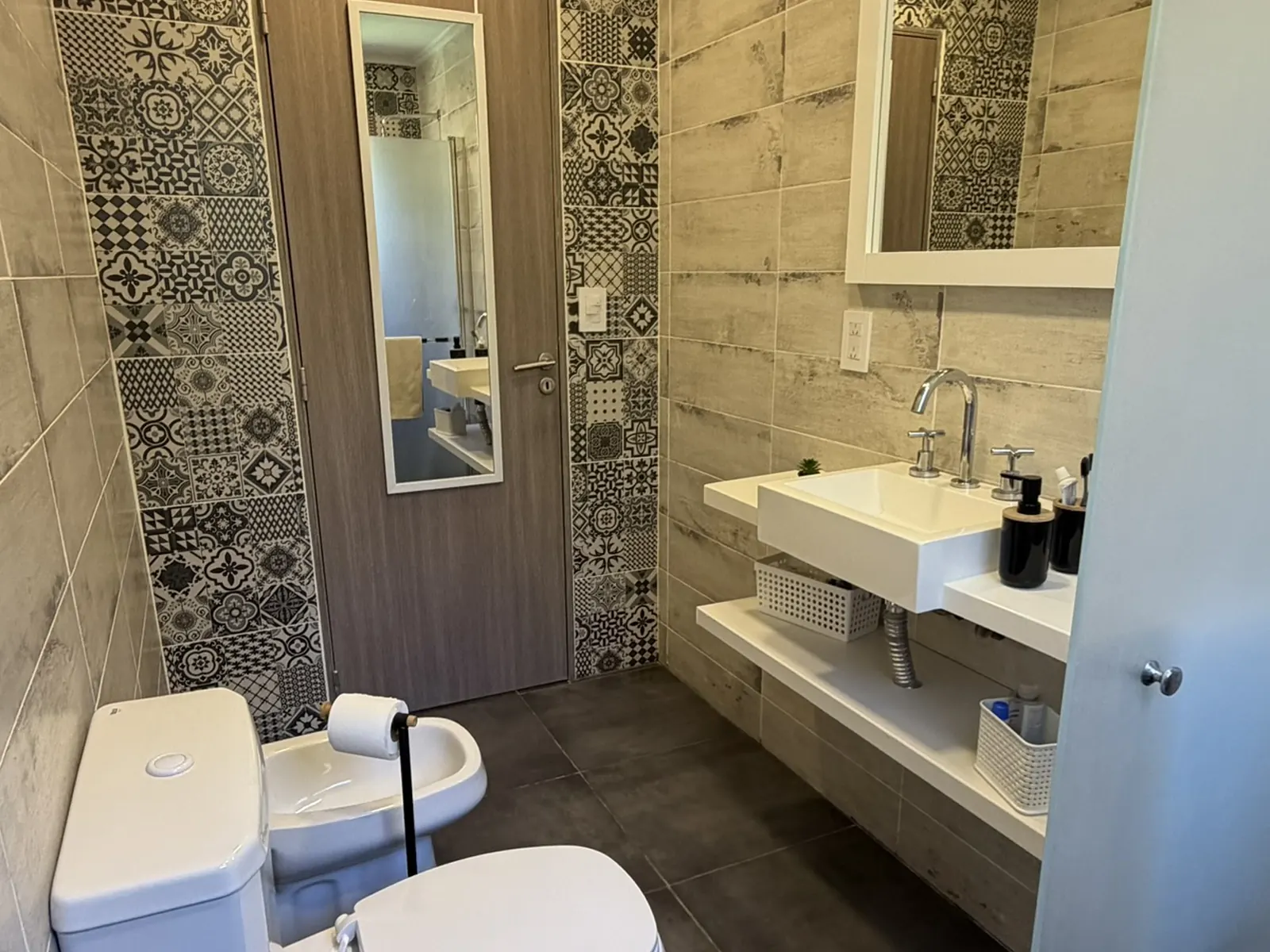 Baño principal de la casa quinta en Lobos